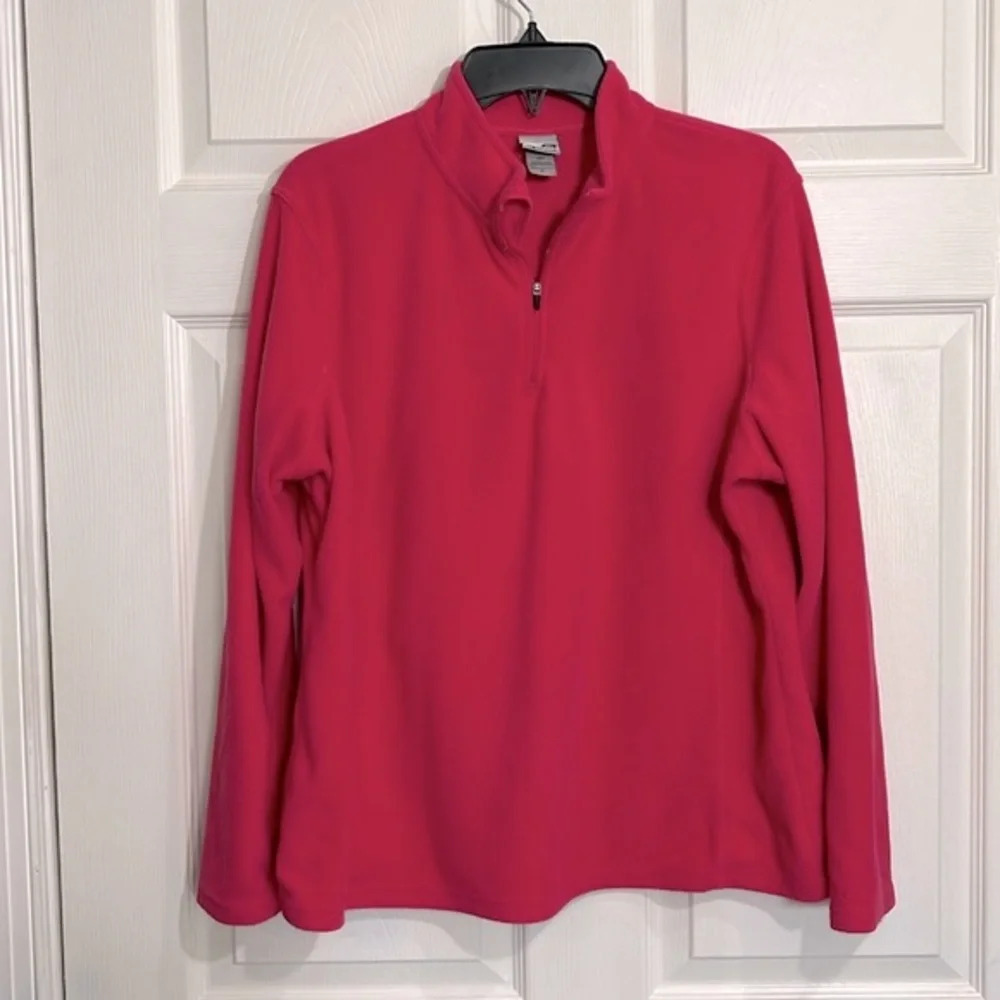 Champions women’s 1/4 zip fleece pullover - Hot Pink size XL